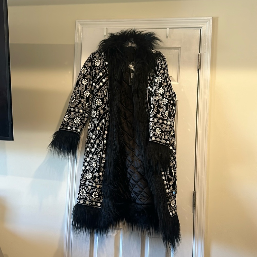 Talisman Coachella Coat Med. Never worn with tags.